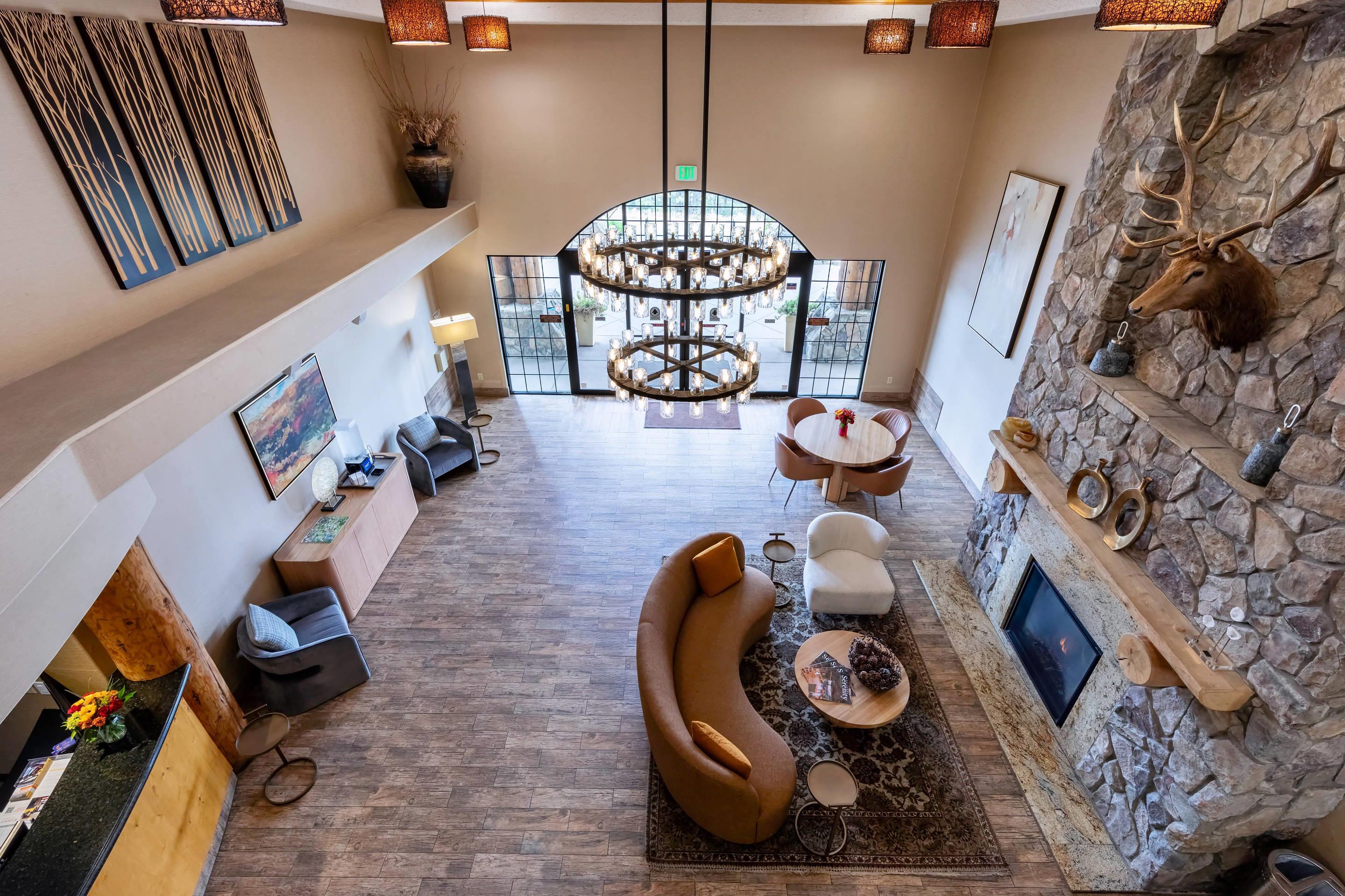 Hotel lobby | Comfort Suites Golden West on Evergreen Parkway