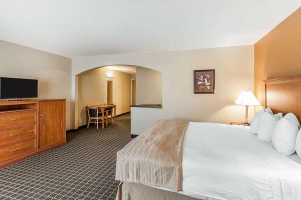Suite - Quality Inn & Suites Glenwood Springs - I-70, Exit 114