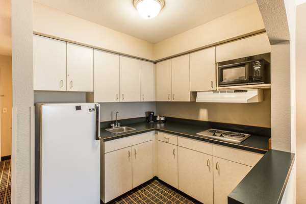 Suite - Quality Inn & Suites Glenwood Springs - I-70, Exit 114