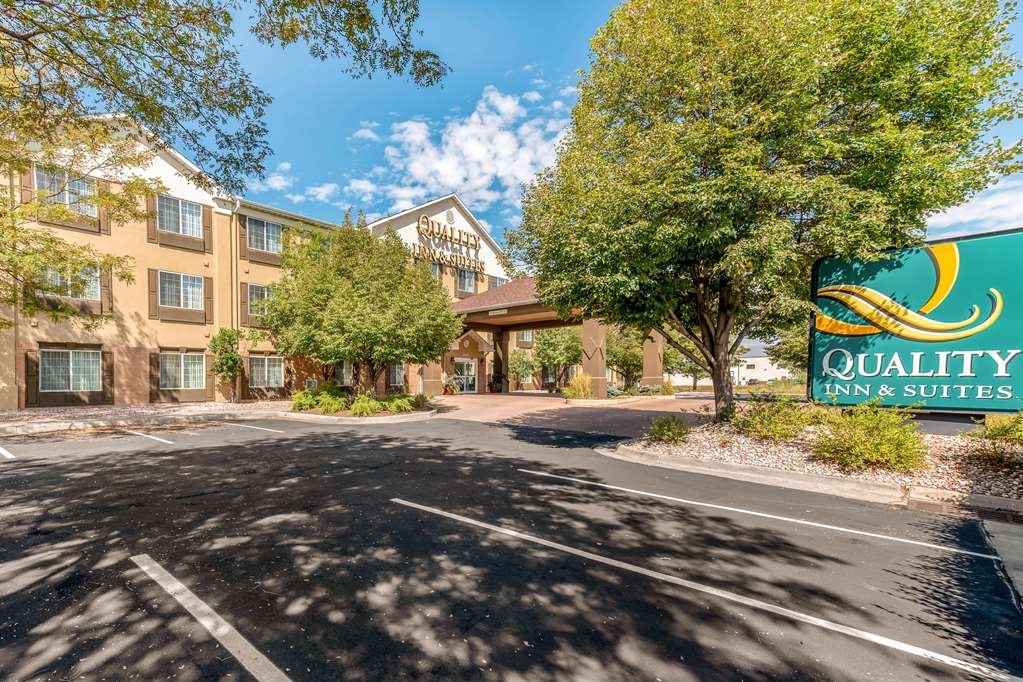 Quality Inn & Suites University