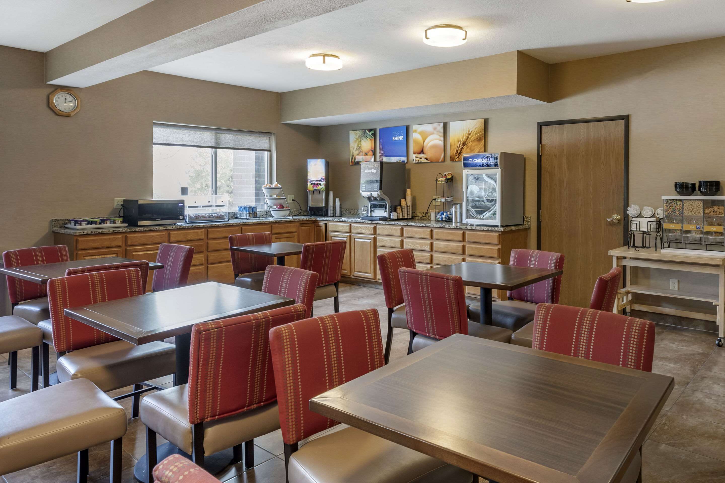 Breakfast area
