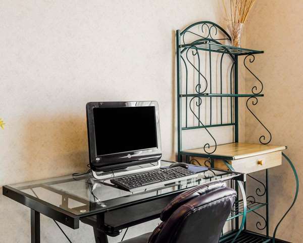 Conference Area - Quality Inn & Suites Montrose