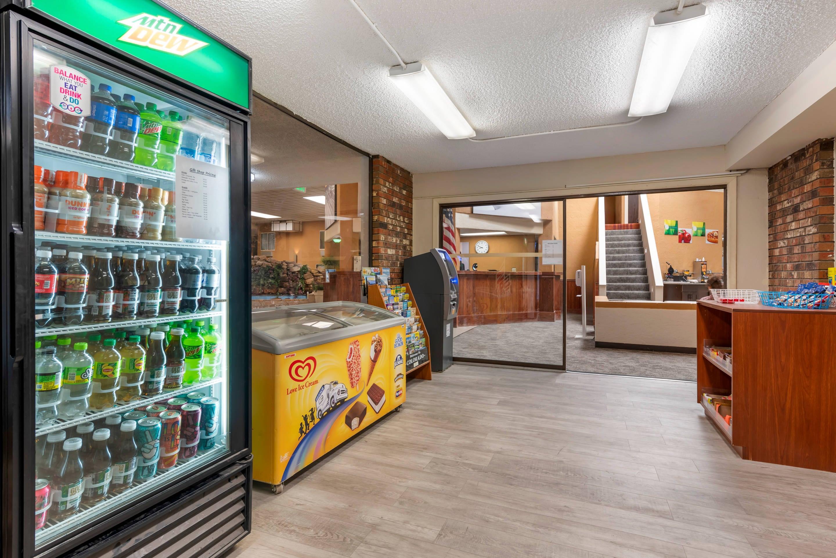 Hotel lobby | Quality Inn Alamosa