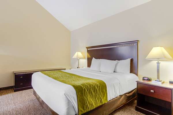 Suite - Comfort Inn & Suites Greeley