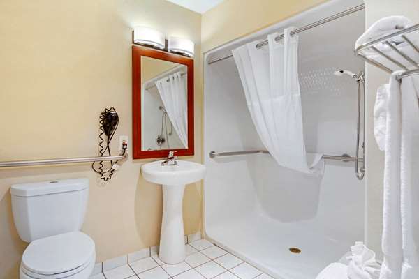 Suite - Comfort Inn & Suites Greeley