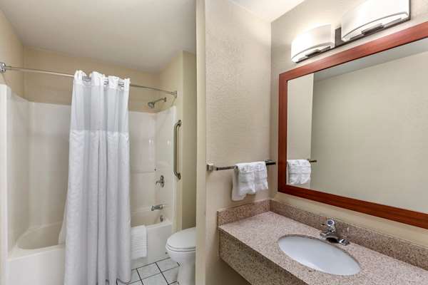 Suite - Comfort Inn & Suites Greeley