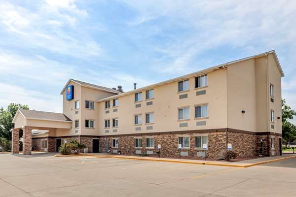 Exterior view - Comfort Inn & Suites Greeley