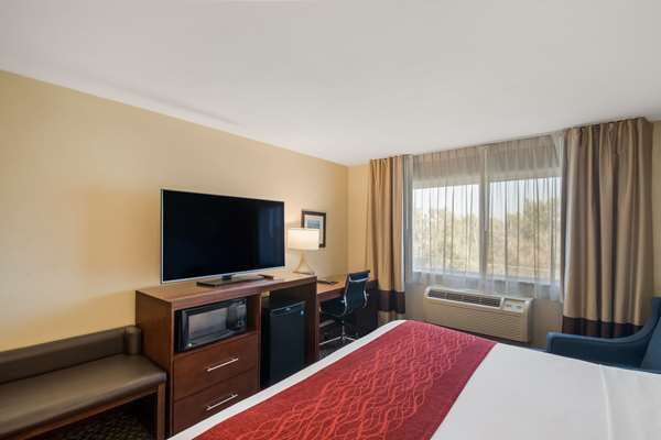  - Comfort Inn Fort Morgan - I-76, Exit 82