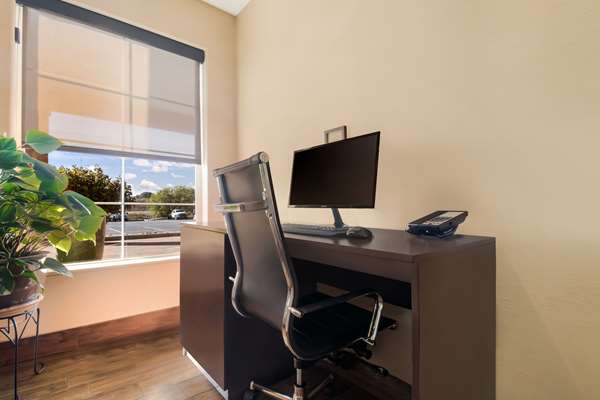 Conference Area - Comfort Inn Fort Morgan - I-76, Exit 82