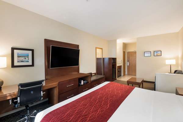 Suite - Comfort Inn Fort Morgan - I-76, Exit 82