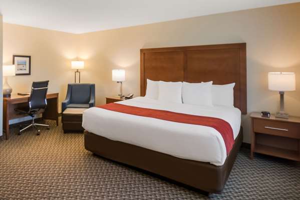 Suite - Comfort Inn Fort Morgan - I-76, Exit 82