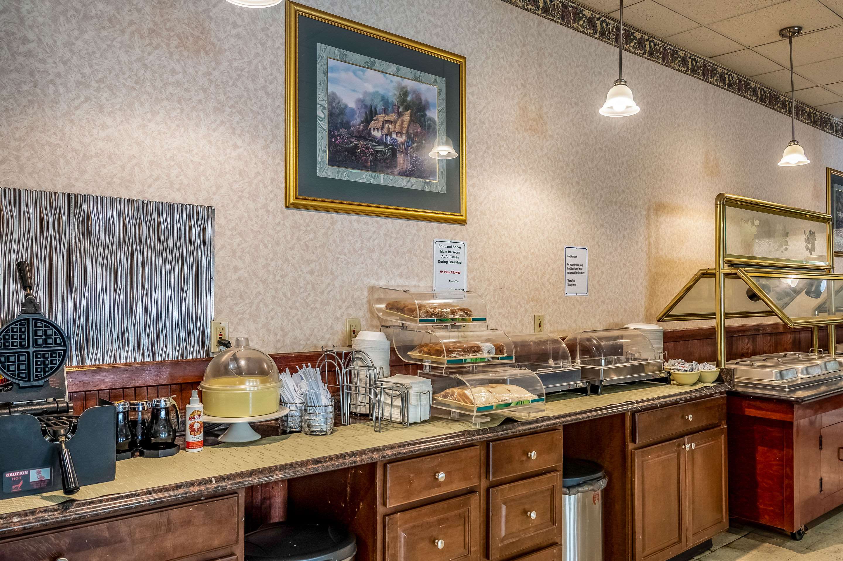 Breakfast area