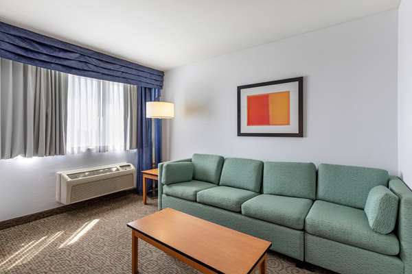  - Quality Inn & Suites Denver Airport Aurora - I-70, Exit 285