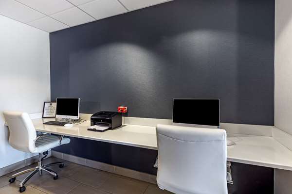 Conference Area - Quality Inn & Suites Denver Airport Aurora - I-70, Exit 285