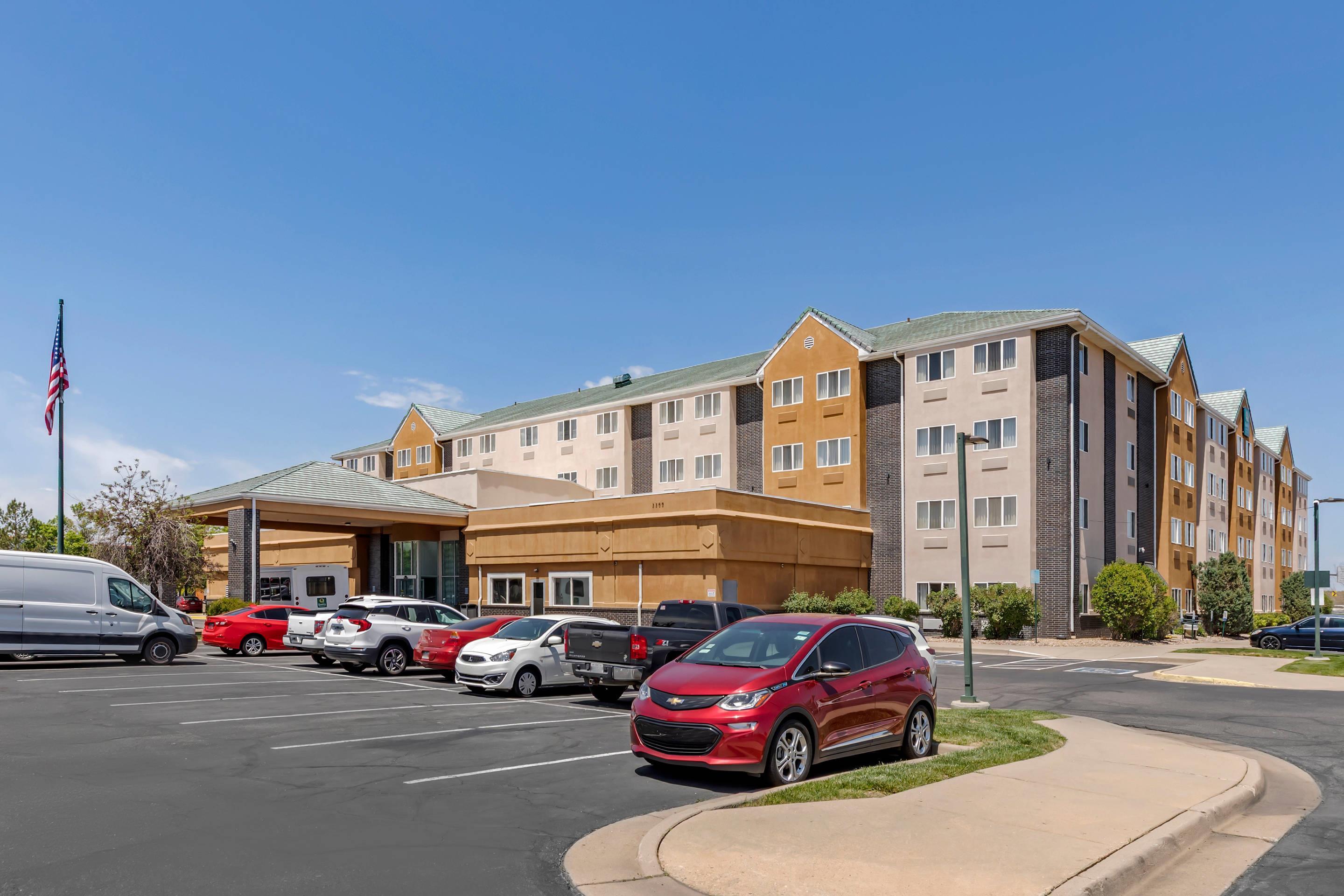 Hotel exterior | Quality Inn and Suites Denver Airport - Gateway Park
