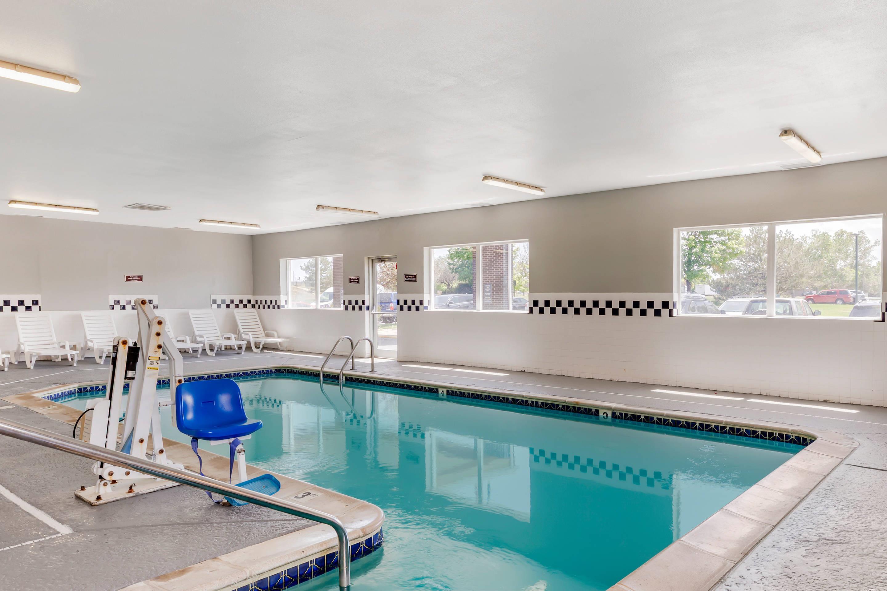 Indoor pool | Quality Inn and Suites Denver Airport - Gateway Park