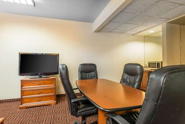  - Quality Inn South Colorado Springs South - I-25, Exit 138