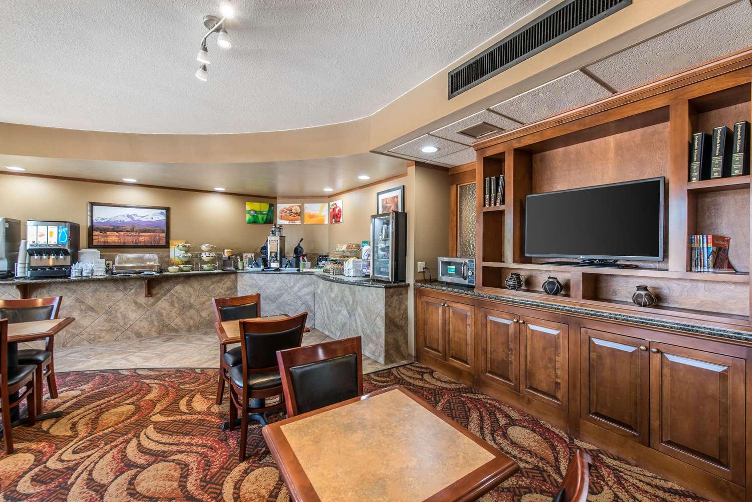 Quality Inn South Colorado Springs South, CO See Discounts