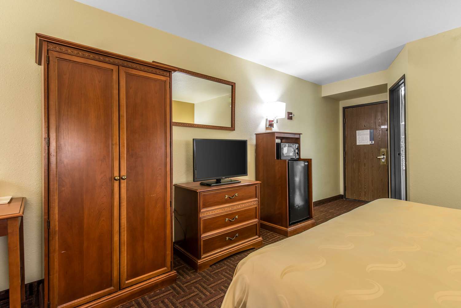 Quality Inn South Colorado Springs South, CO See Discounts