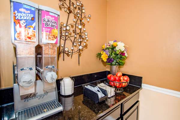 Amenities - Rodeway Inn Airport Colorado Springs