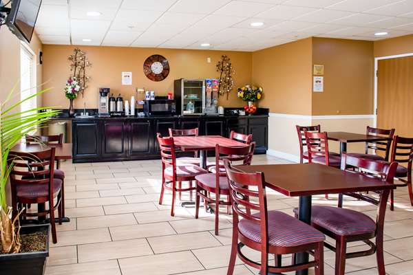 Amenities - Rodeway Inn Airport Colorado Springs