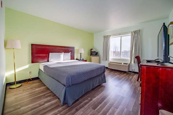  - Rodeway Inn Airport Colorado Springs