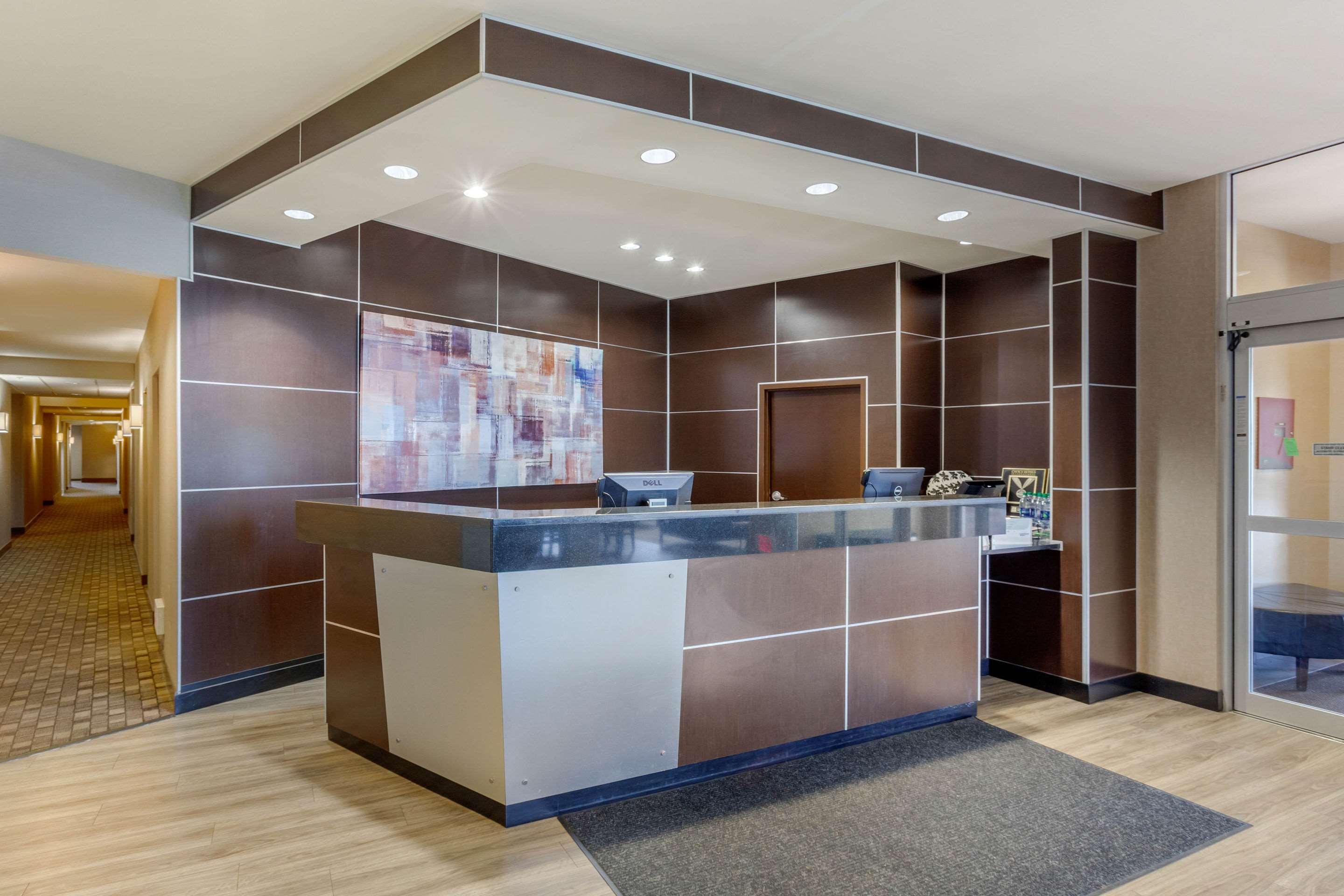 Hotel lobby | Cambria Hotel Ft Collins