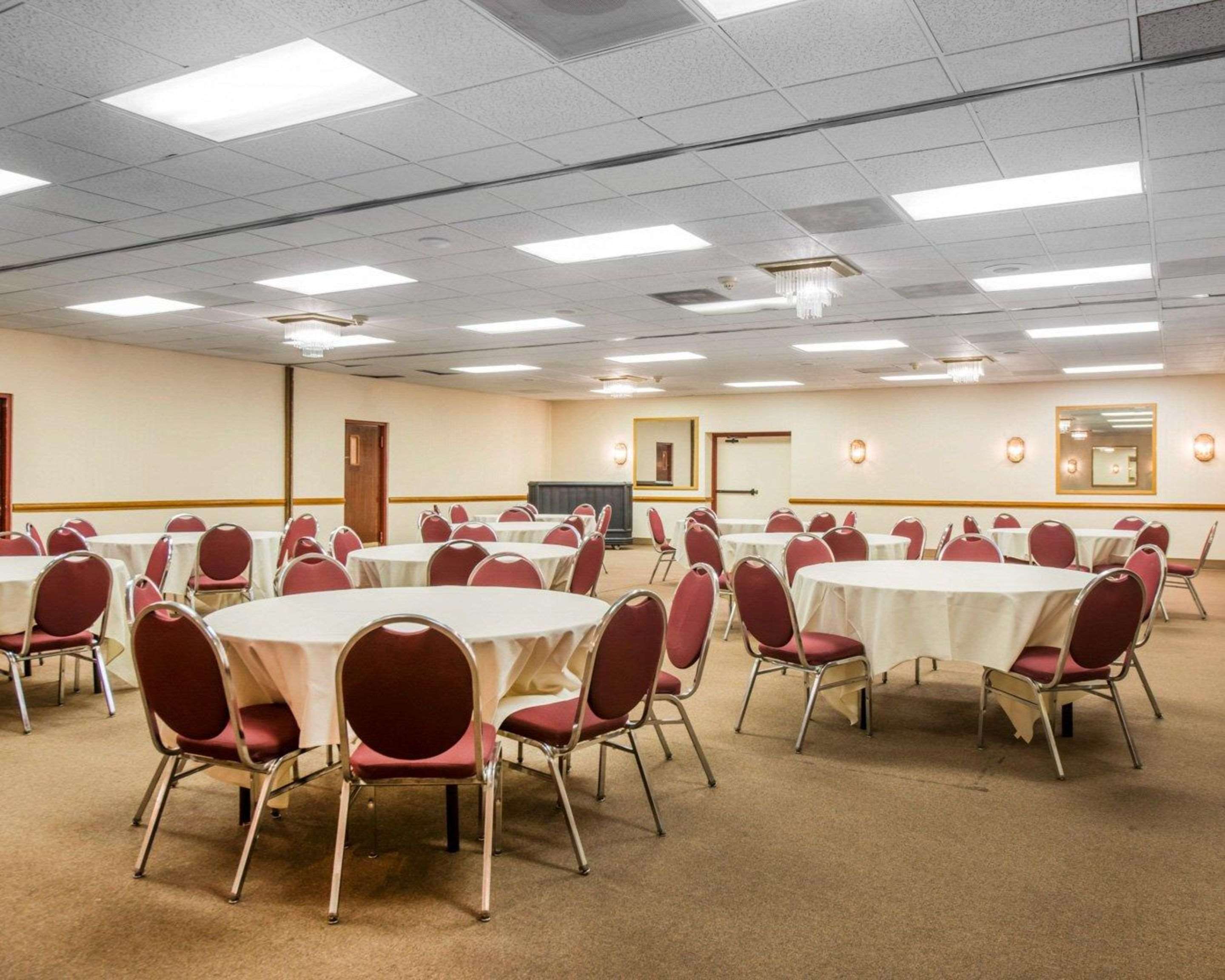 Large space for receptions, parties, anniversaries and business meetings