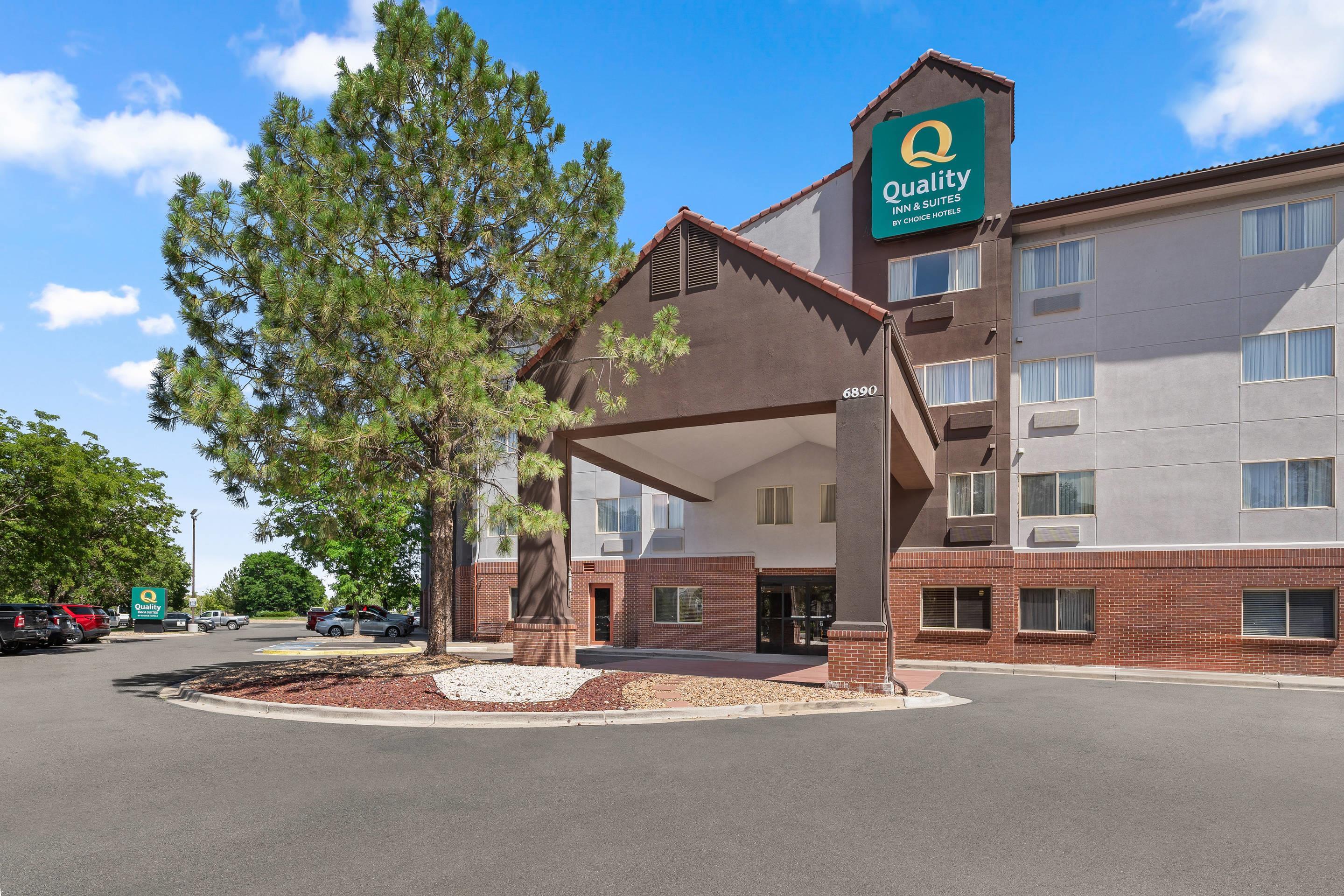 Hotel exterior | Quality Inn & Suites Denver International Airport