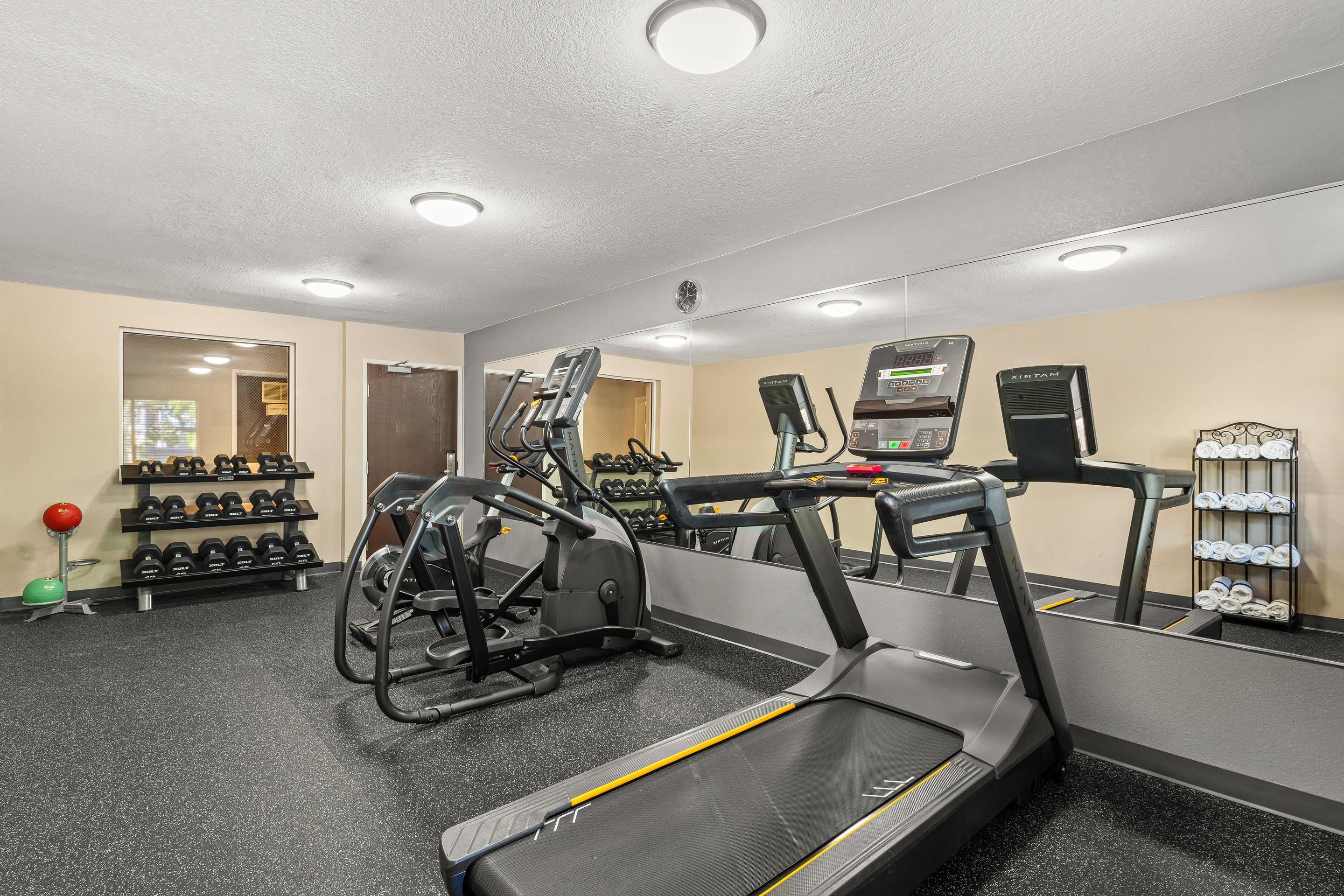 Exercise room | Quality Inn & Suites Denver International Airport