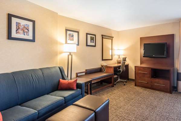 Suite - Comfort Suites Firestone - I-25, Exit 240
