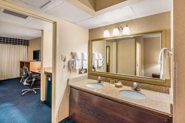 Suite - Clarion Hotel Grand Junction - I-70, Exit 31