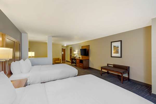 Suite - Comfort Suites Johnstown - I-25, Exit 257