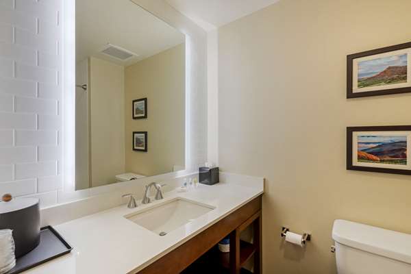 Suite - Comfort Suites Johnstown - I-25, Exit 257