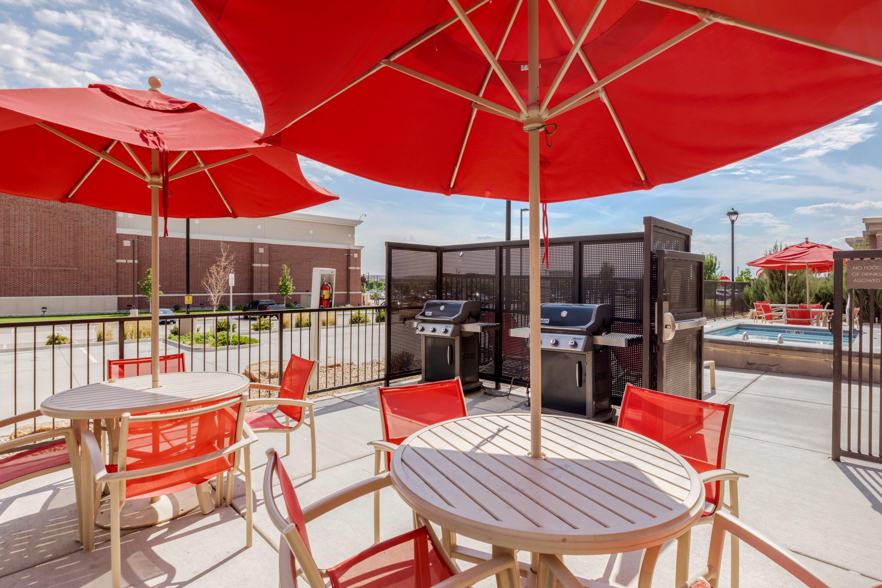 Barbeque | Comfort Suites Loveland