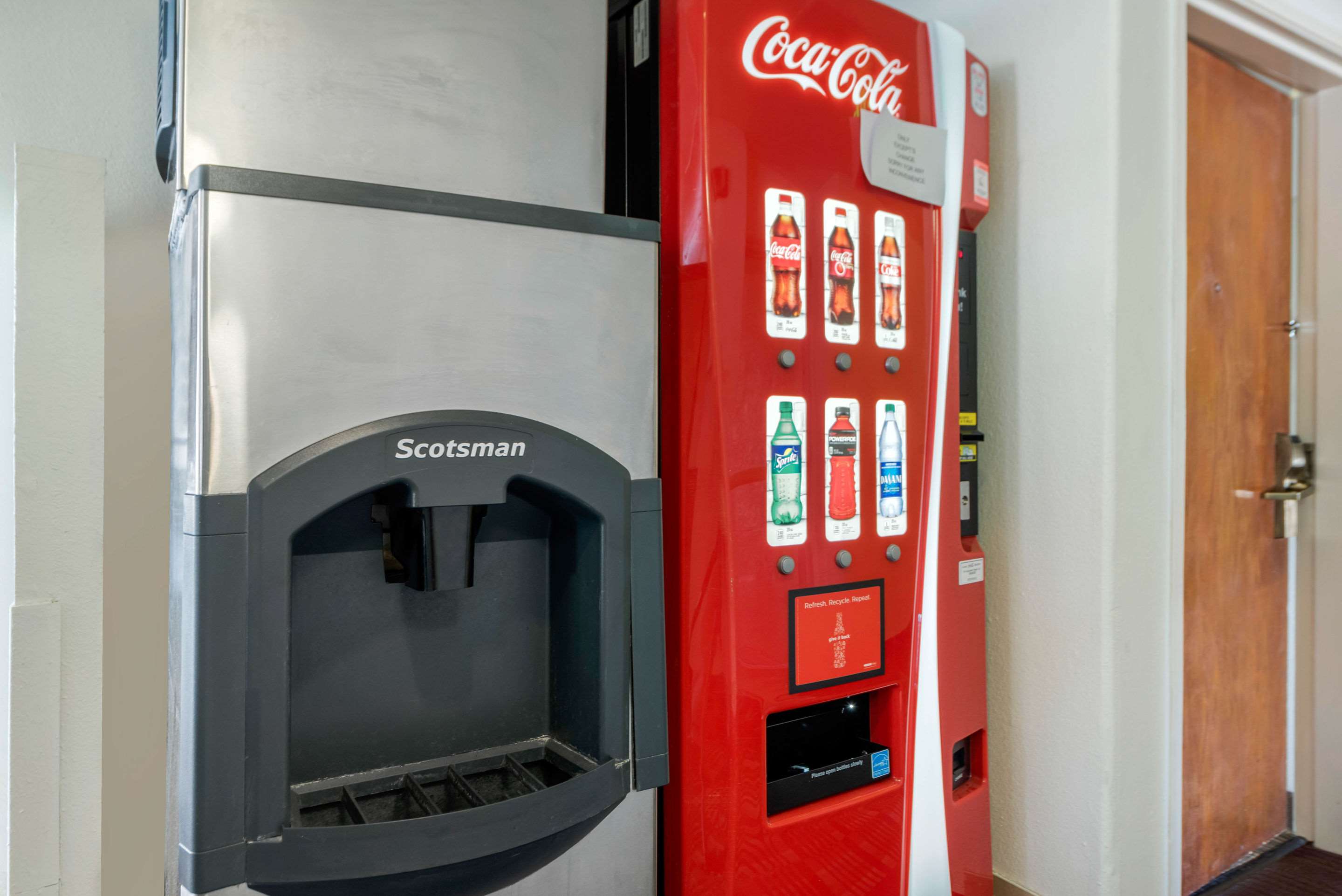 Hotel vending area