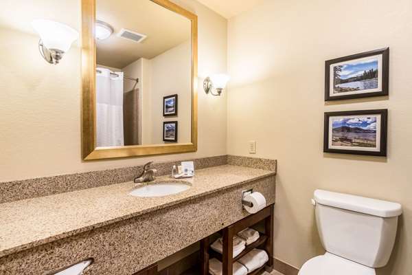  - Comfort Inn & Suites Rifle - I-70, Exit 90