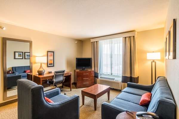 Suite - Comfort Inn & Suites Rifle - I-70, Exit 90