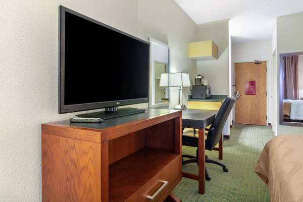  - Quality Inn Lakewood