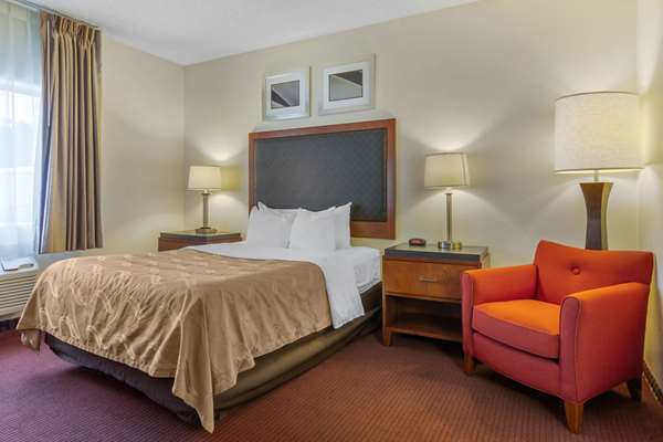  - Quality Inn Lakewood