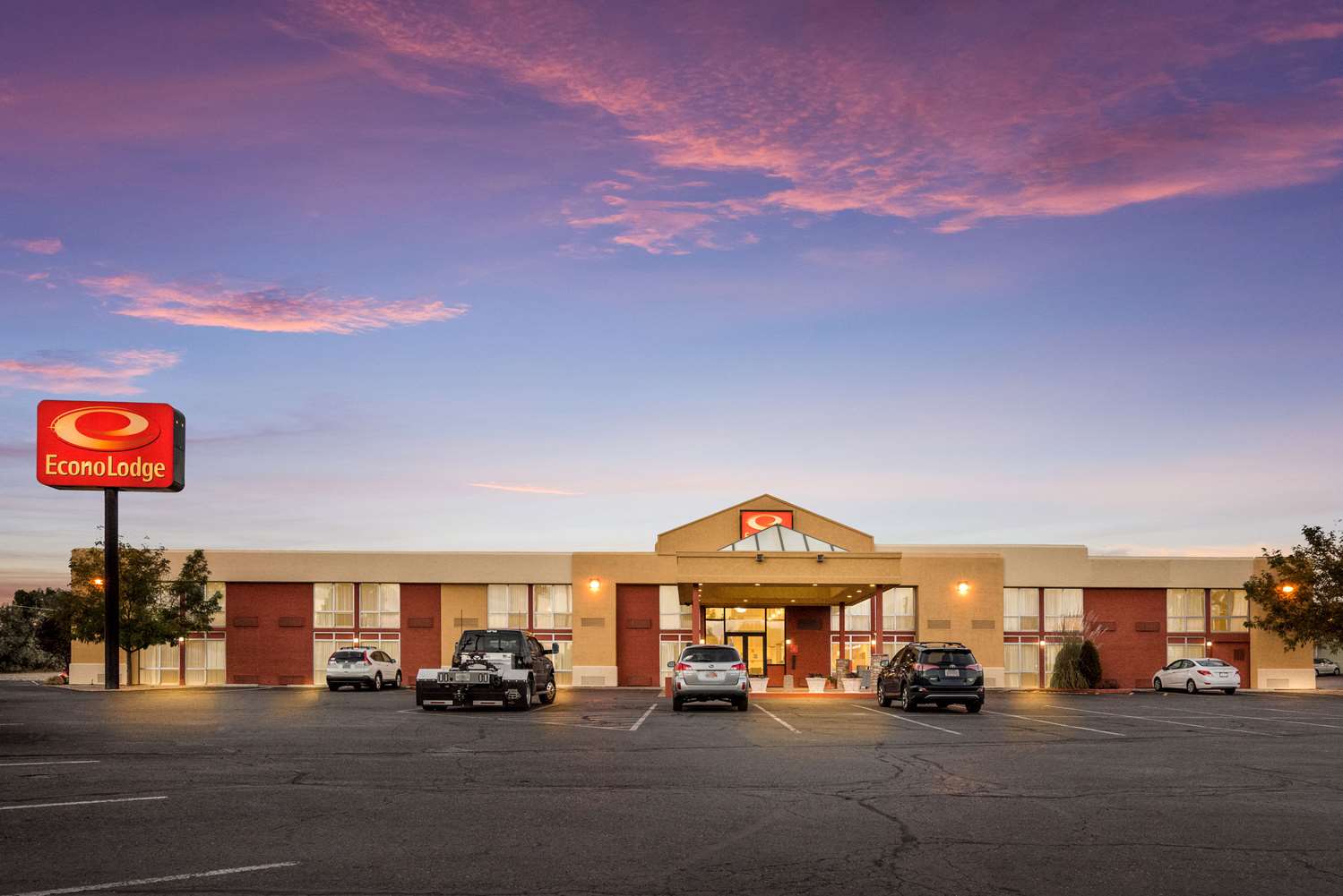 Econo Lodge Grand Junction, CO See Discounts