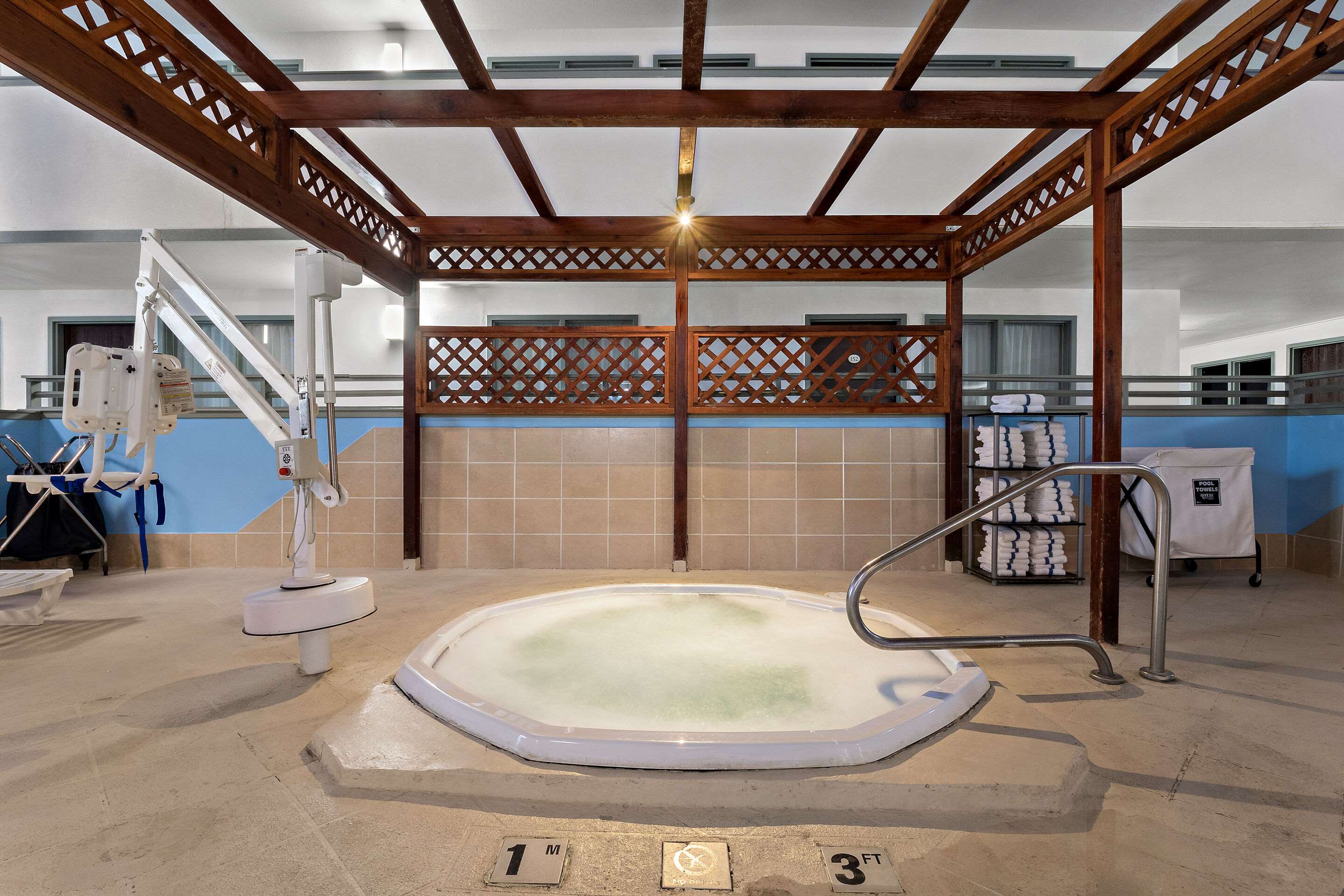 Relax in the hot tub | Quality Inn & Suites