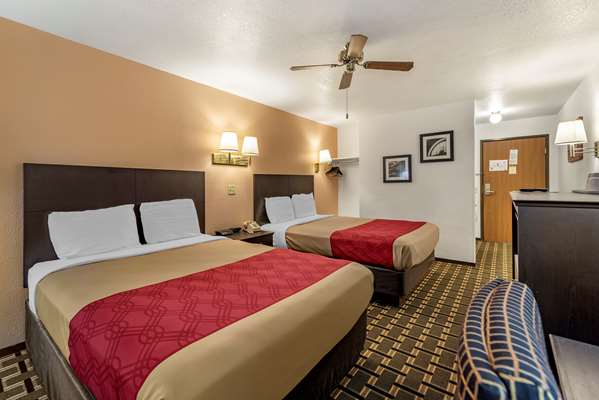  - Econo Lodge La Junta