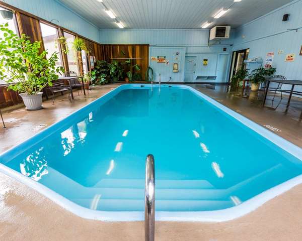 Pool - Quality Inn Pagosa Springs