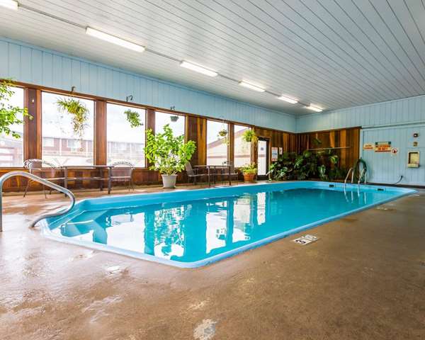 Pool - Quality Inn Pagosa Springs