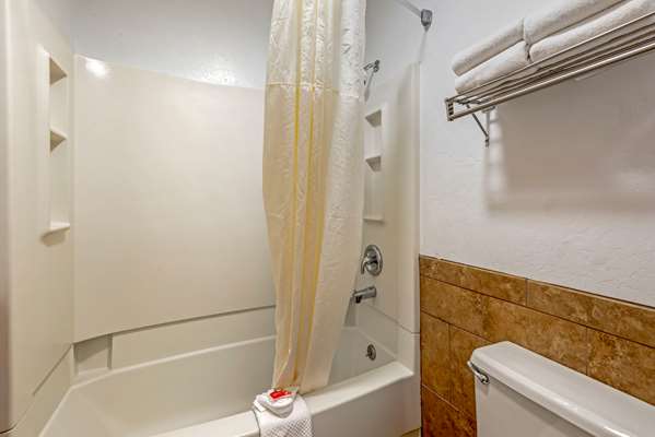  - Econo Lodge Gunnison