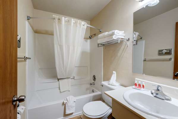  - Econo Lodge Gunnison