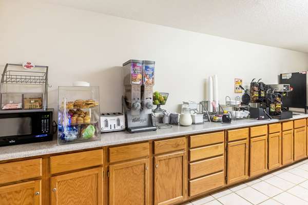 Amenities - Rodeway Inn Leadville