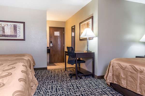  - Quality Inn Lamar