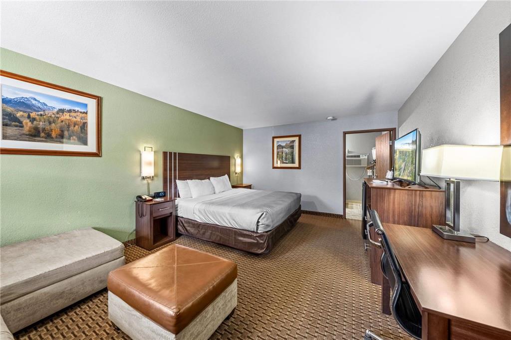 QUALITY INN DURANGO-guestroom-Guest Room,On-Site.jpg
